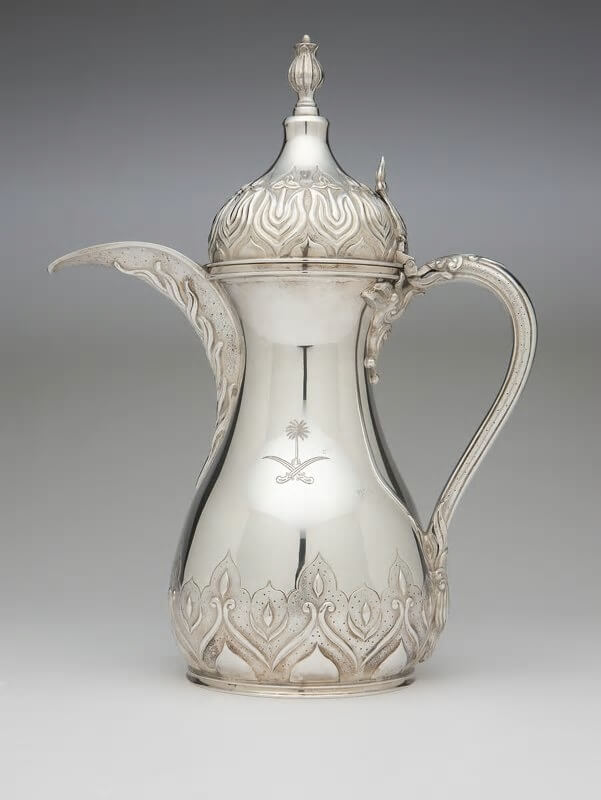 saudi arabesque - arabian coffee silver dallah