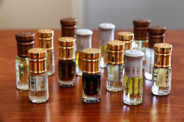 saudi arabesque - arabian perfumed oil bottles