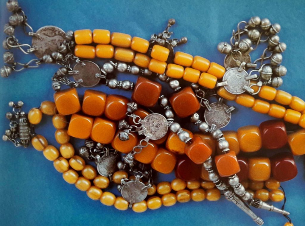 saudi arabesque - bedouin amber jewellery