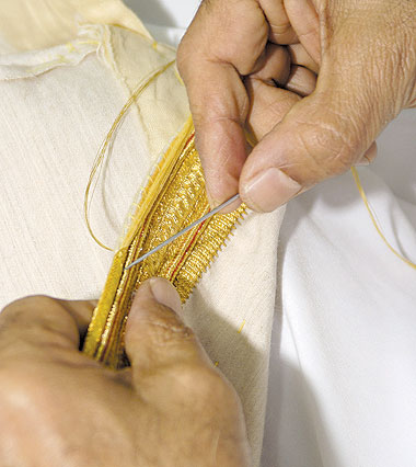 saudi arabesque - bisht gold embroidery details 3
