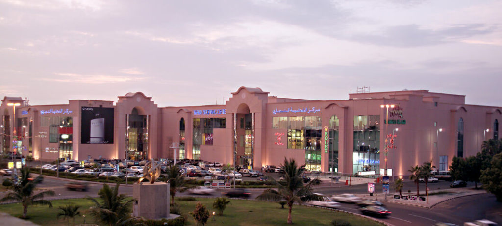 saudi arabesque - jeddah tahlia shopping center panorama