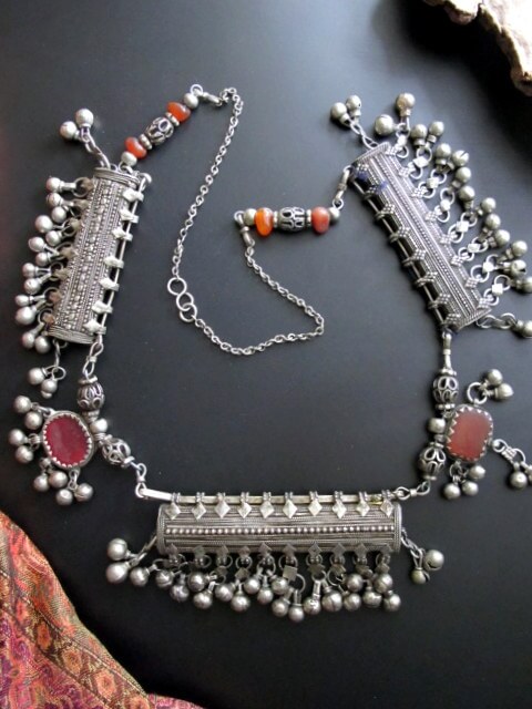 saudi arabesque - saudi bedouin silver vintage necklace